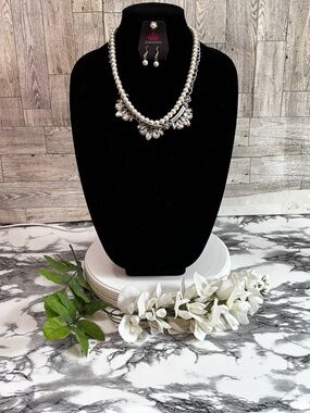 paparazzi White Pearl & Clear Crystal Layered Necklace Set